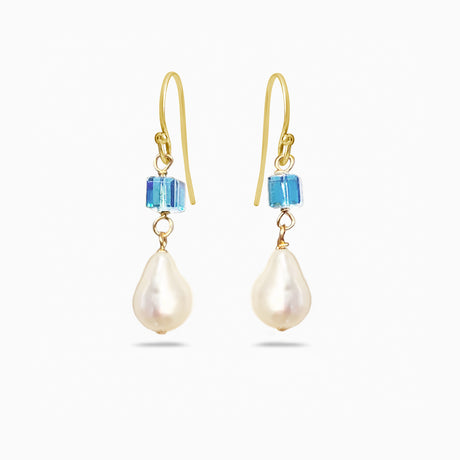 aquamarine crystals and baroque pealrs earrings