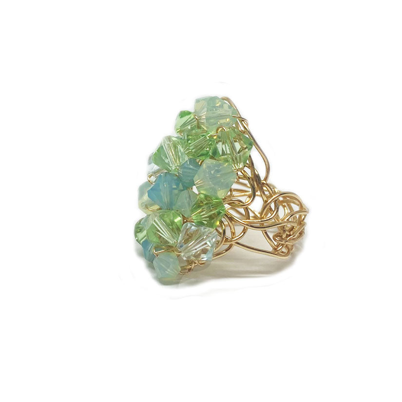 Light green crystals ring gold band