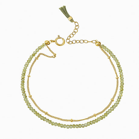 Delicate chain and peridot beads bracelet by Desideri design. Adjustable