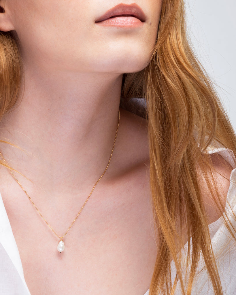 baroque pearl drop gold necklace